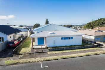 Ex-Church in Fitzroy – Occupy or Develop