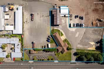 Prime Ahuriri Yard with Office & Workshop