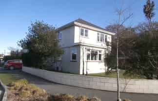 2 Highgate Avenue, Merivale