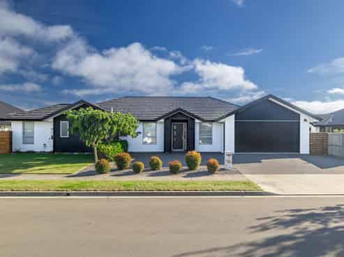 34 Beachvale Drive, Woodend Beach
