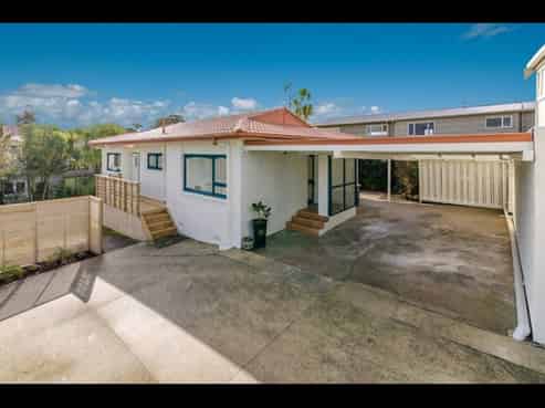 2/10 Firth Road, Torbay