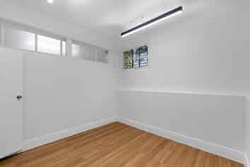 Orakei Health/Medical/Service Retail For Lease