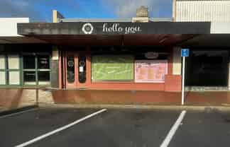 Versatile Retail or Office Space