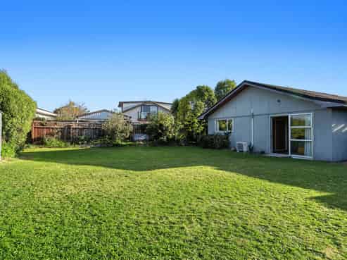 5 Balmoral Place, Stoke