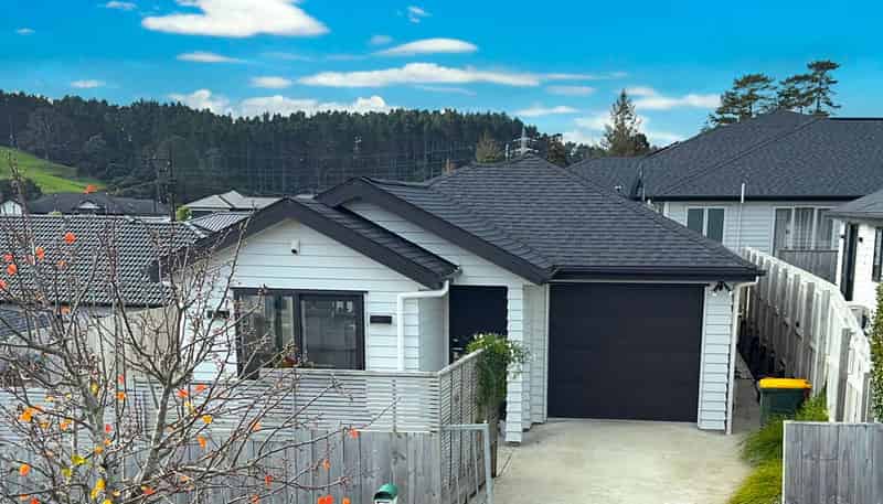76 Accolage Boulevard, Kumeu