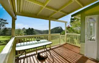2442 South Head Road, Helensville