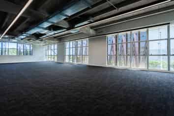 Refurbished Ground Floor Office | 436 m2