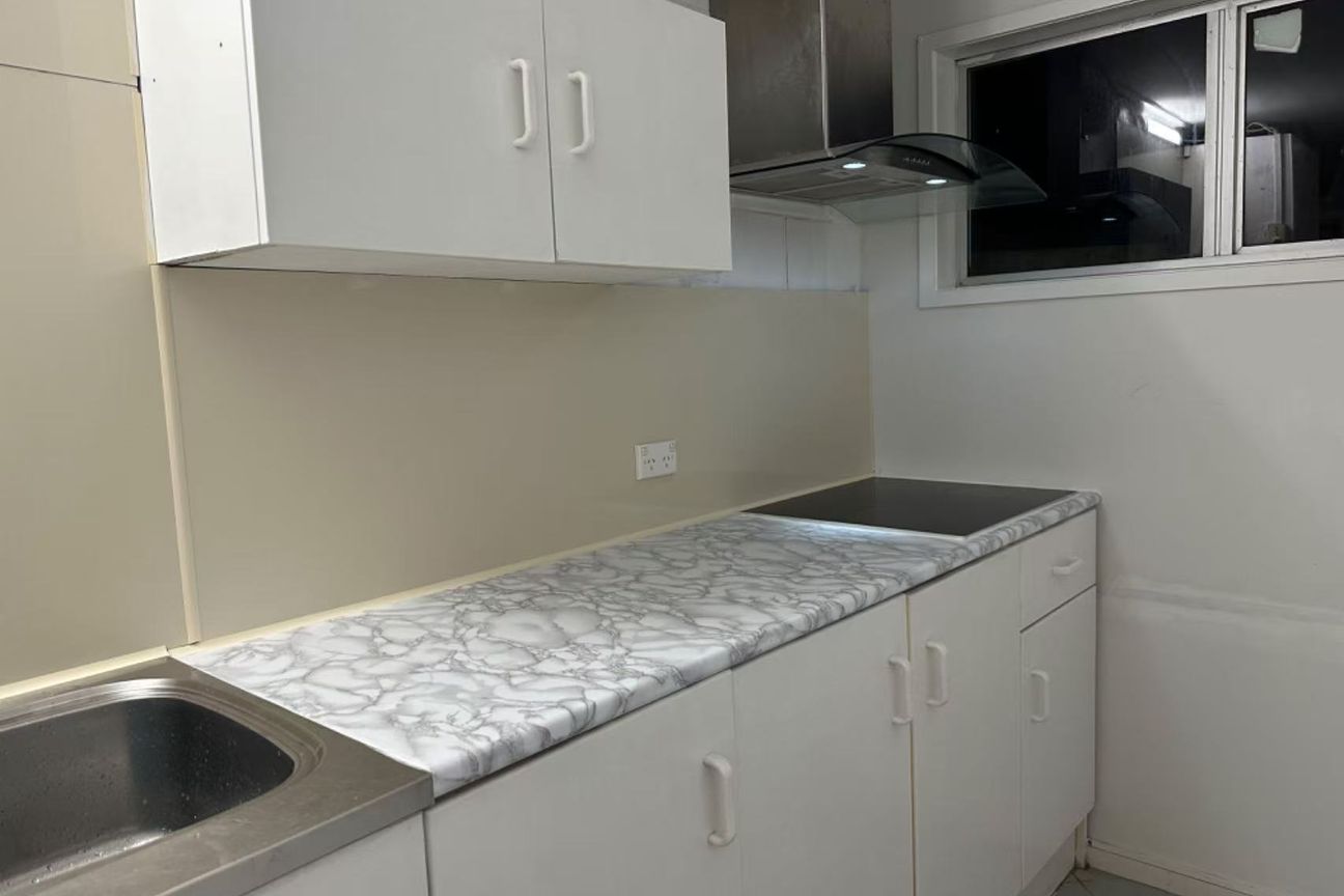 Spacious 2 Bedroom Unit in Double Westlake Zone. A - Ansicht 4