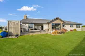 58c Essex Street, Weston