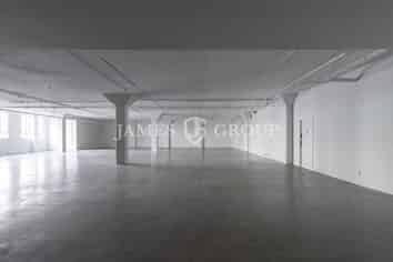 RARE CITY FRINGE INDUSTRIAL WITH PARKING