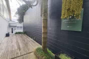 THE SANCTUARY - ORAKEI BAY VILLAGE
