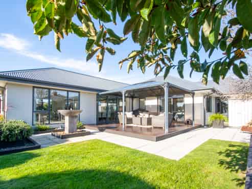 10 Catchpole Place, Woodend