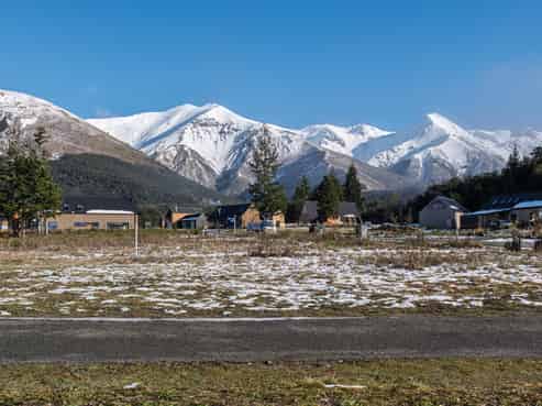 27 Luge Loop, Castle Hill
