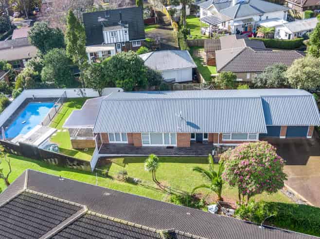 30 Grande Vue Road, Papatoetoe