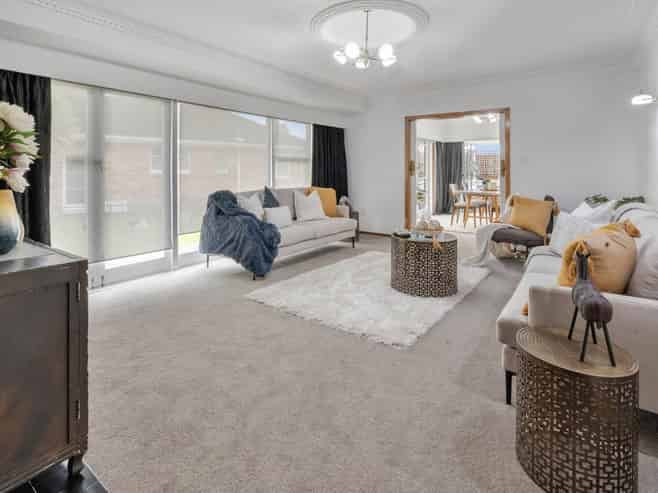 30 Grande Vue Road, Papatoetoe