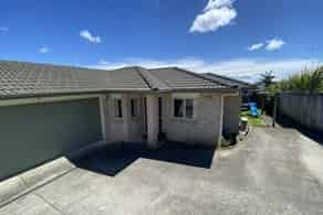 31 Hilltop Road, Flat Bush
