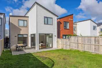 27 Coast Garden Drive, Hobsonville