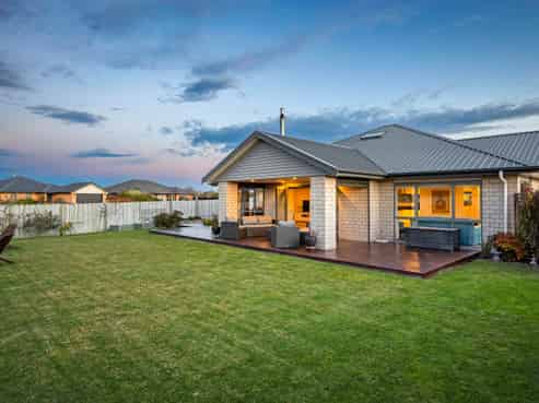 10 Rosewood Drive, Amberley