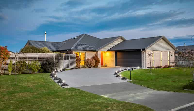 10 Rosewood Drive, Amberley