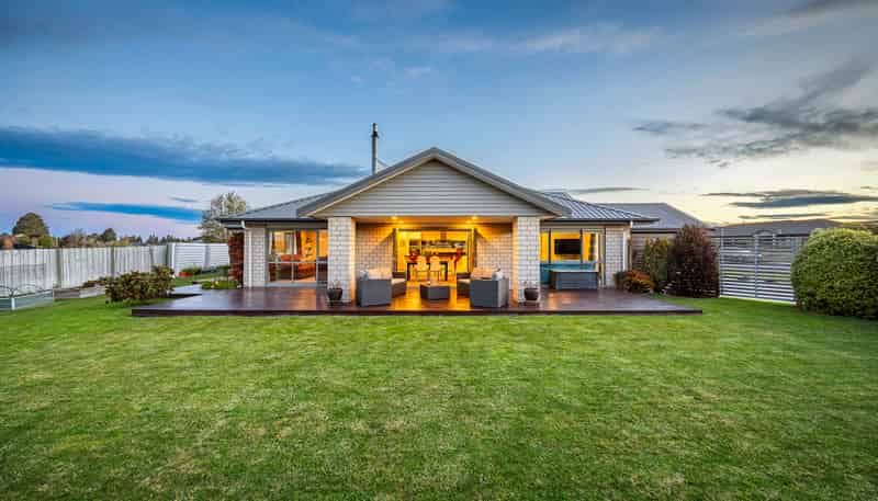 10 Rosewood Drive, Amberley