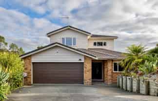 17 Carol Lee Place, Albany