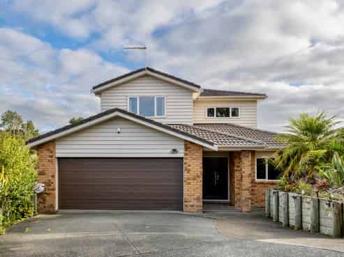 17 Carol Lee Place, Albany Heights