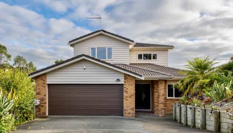 17 Carol Lee Place, Albany