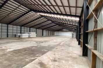 Large Open Warehouse & Yard Available
