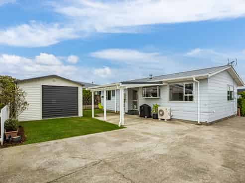 12 Mossburn Grove, Kelson