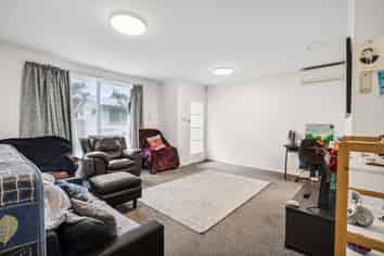 4/17A Miro Street, Trentham