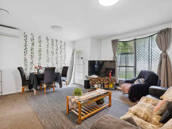 10/17A Miro Street, Trentham