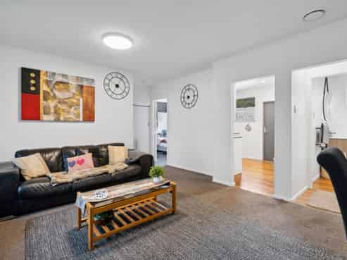 10/17A Miro Street, Trentham