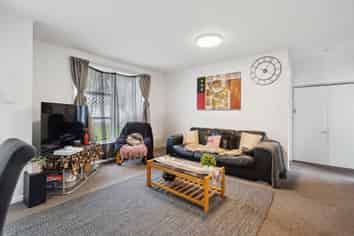 10/17A Miro Street, Trentham
