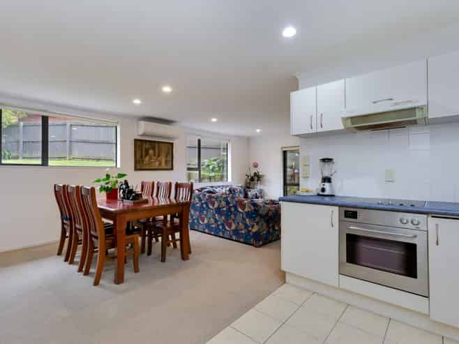 30 Les Marston Place, Pukekohe