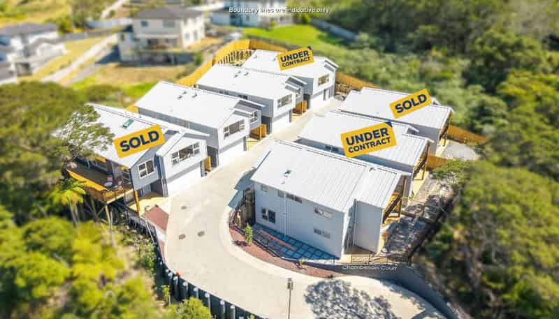 43 Chamberlain Road, Massey