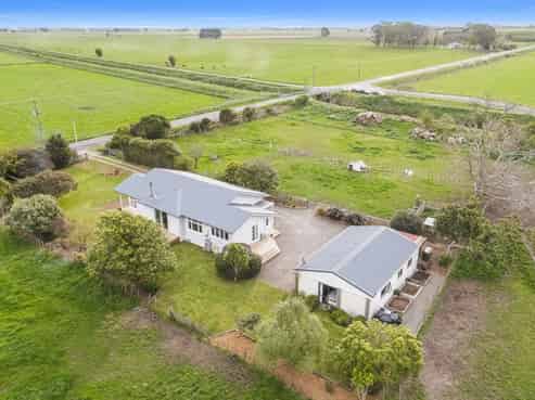 90 Tane Road, Tokomaru