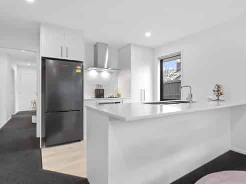 4 Foster Place, Amberley