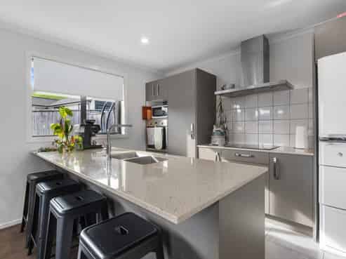 1 Antrim Glade, Welcome Bay