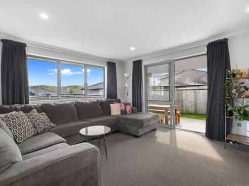 1 Antrim Glade, Welcome Bay