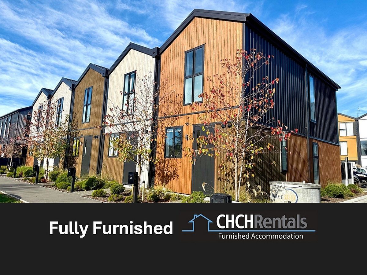 IMMACULATE AS NEW FULLY FURNISHED INNER CITY APARTMENT!