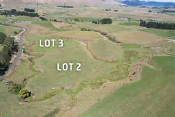  Albert Road Sections, Tokomaru