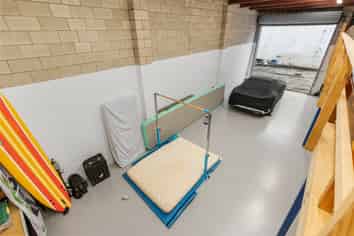 Affordable industrial lockup