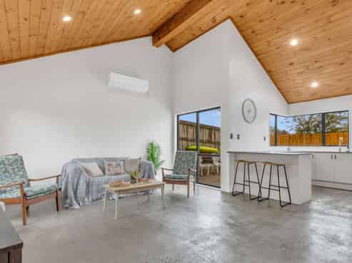 16A Steeles Lane, Western Heights