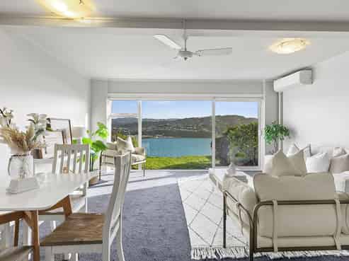129 Akaroa Drive, Maupuia