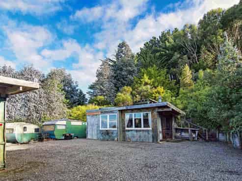 1529 Otahome Road, Otahome