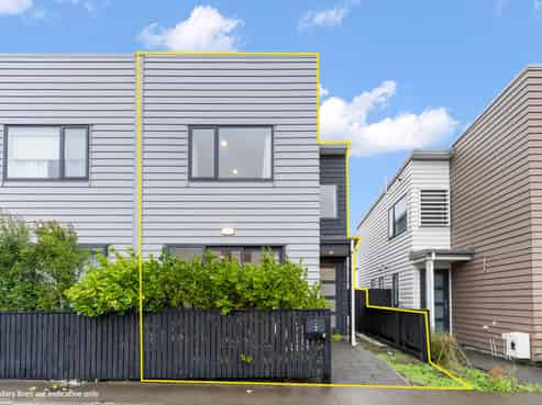 7 Kaman Seasprite Road, Hobsonville