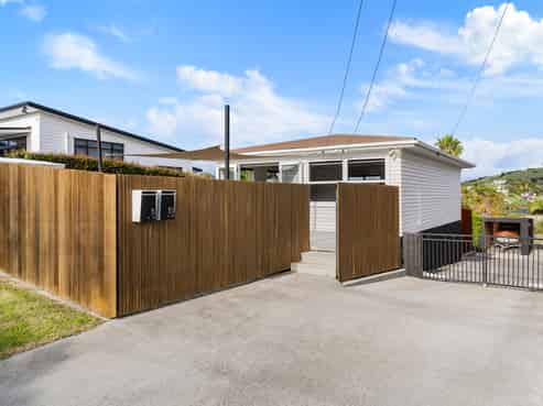 15 Te Pene Road, Maraetai