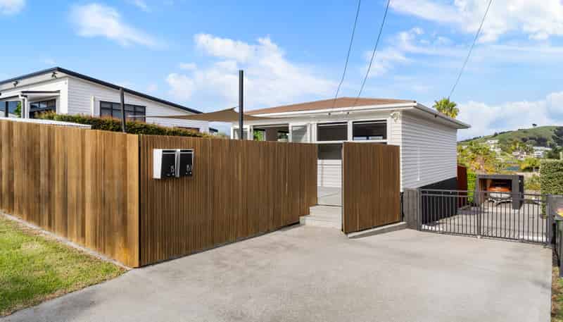 15 Te Pene Road, Maraetai