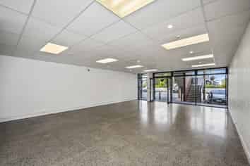 Retail deal – Albany