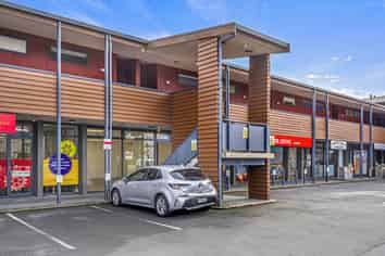 Retail deal – Albany